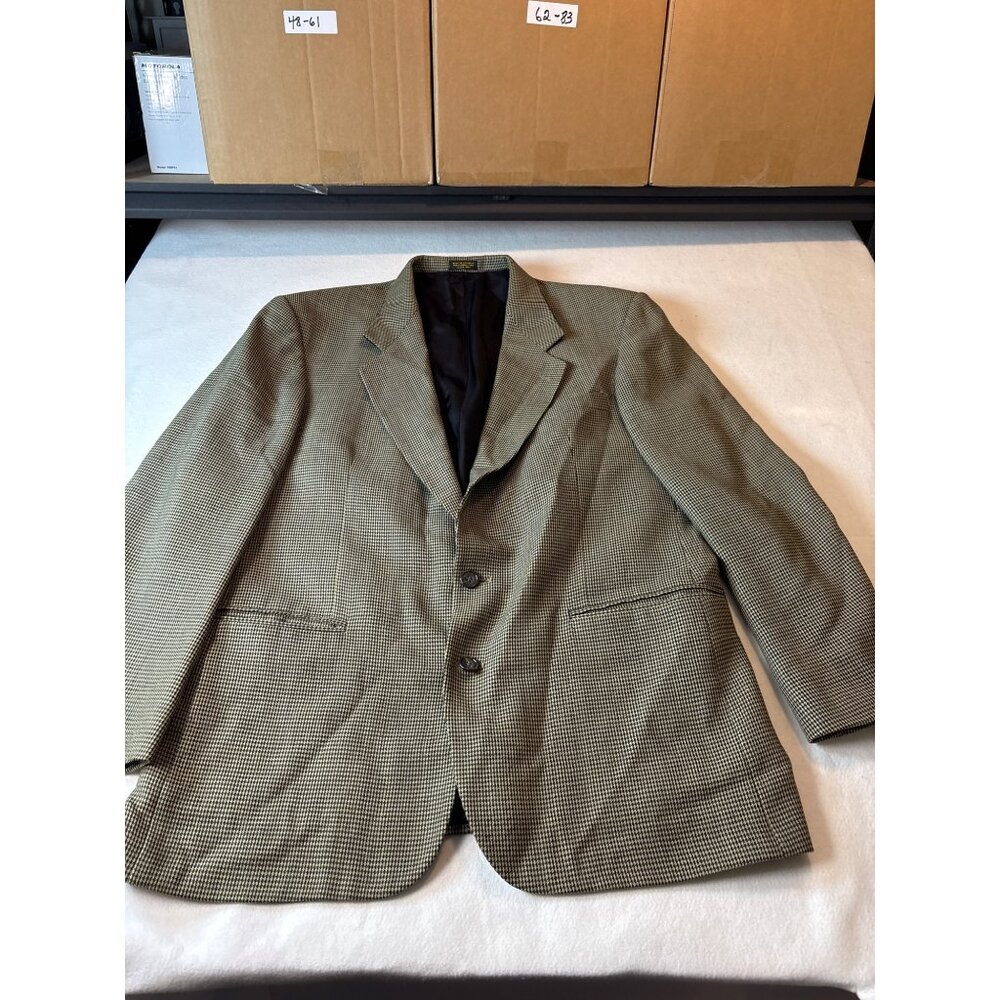 Mens Oscar Dela Renta Blazer   2-Button Single-Breasted  Classic Fit  Black 42r